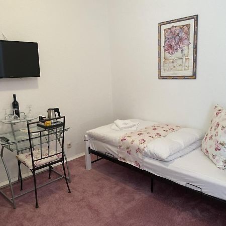 Astoria Hotel Bad Wildstein ทราเบิน-ทราร์บาค ภายนอก รูปภาพ